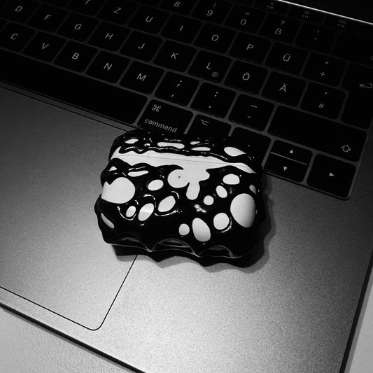 Requitdesign-Case - Pro 1/2